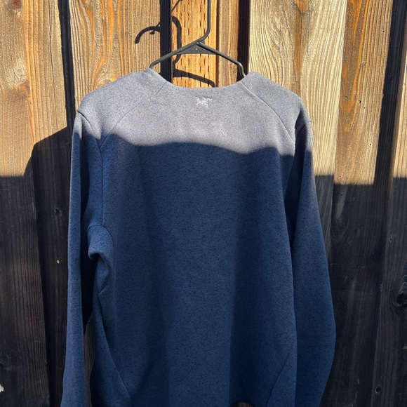 Women’s arc’teryx sweater - Picture 7 of 11